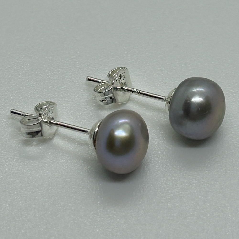6mm Grey Freshwater Pearl 925 Sterling Silver Stud Earrings gs